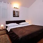 Apartment Marina *