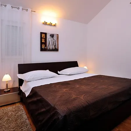 Apartment Marina *